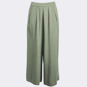 SOLD - LOFT Pull On Culottes